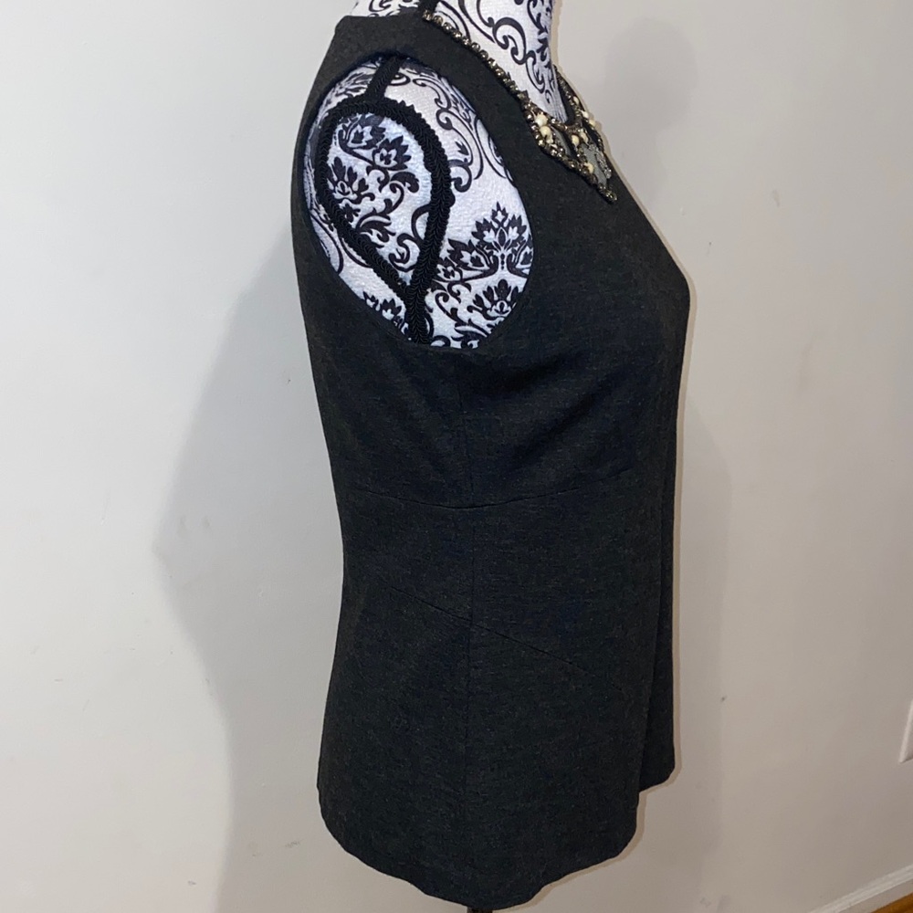 3/$45 Cabi The Glitz Sleeveless Top Embellished Neckline Size 4 Style #508 - Picture 9 of 15